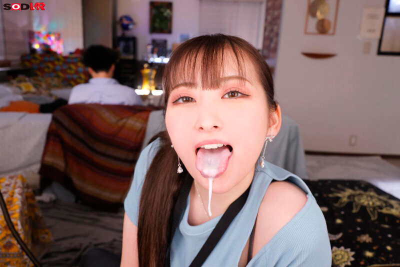 【VR】【8K】シーシャ屋で働くちょっとエッチなお姉さん、じゅん。気まぐれな性格でお姉さんの気分次第で抜きもOK。 末広純 13dsvr01598