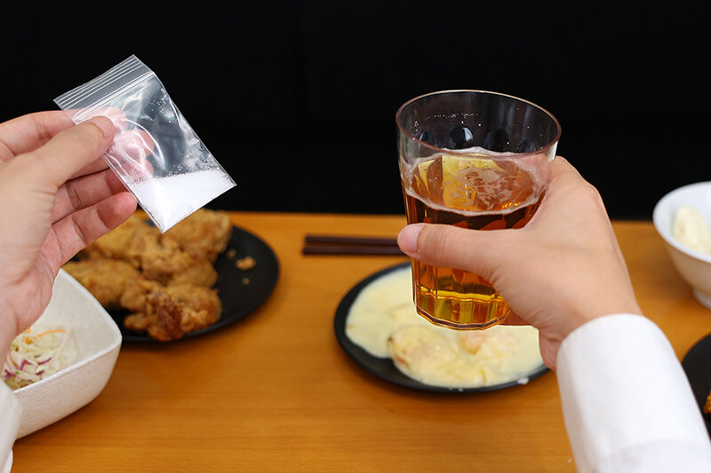 【VR】【8K VR】信頼していた会社の先輩に裏切られ絶望堕ち中出しされ続ける美人OL 小那海あや urvrsp00412