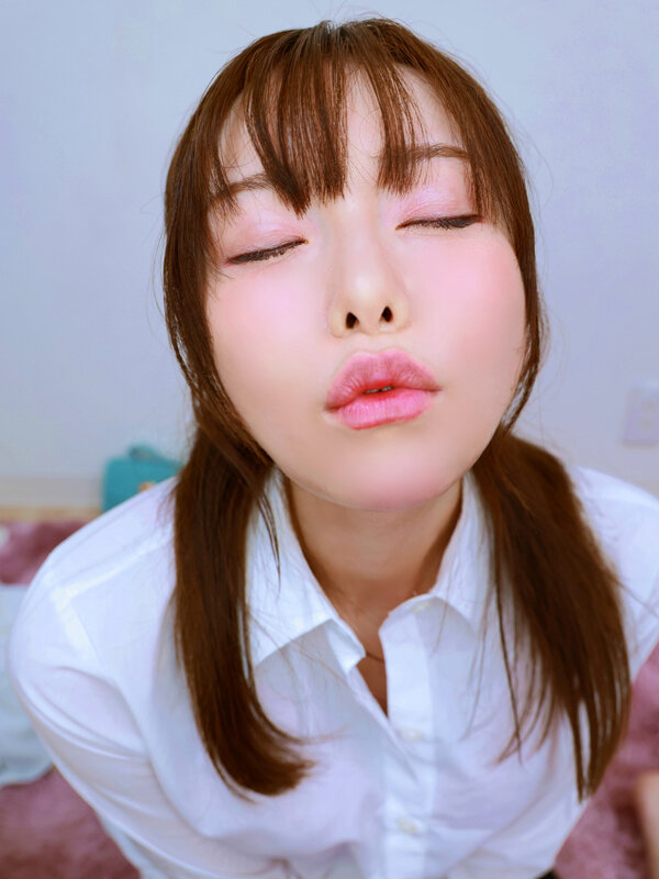 【VR】デカ尻すぎてパンツスーツが破れた女上司の恥じらう姿に辛抱たまらなくなり、ケツ肉ぶるんぶるん揺らす激ピスバックハメで一晩中ヤリまくった 秋元さちか ajvr00269