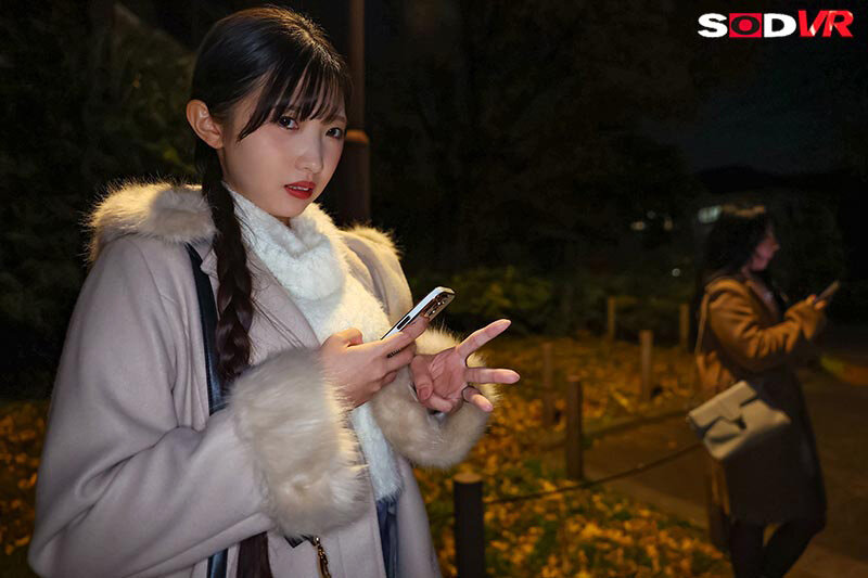 【VR】【8K】都内・大●●公園で立ちんぼしている奥さんに薬を盛ってキメセク撮影 散々中出ししまくった 13dsvr01739