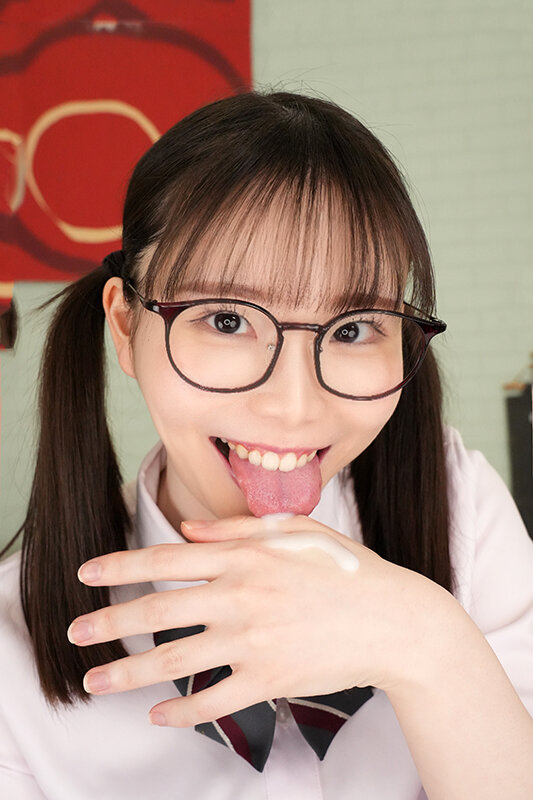【VR】無垢なカラダで可愛い誘惑!!地味J〇妹と一つ屋根の下、セックスの練習台として独学のAVチックなプレイで何度も射精されるボク 藤田ゆず savr00647