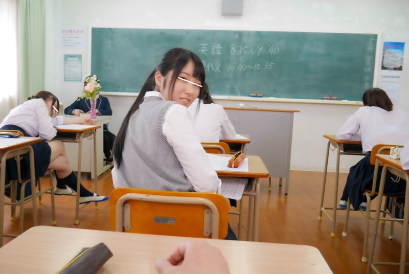 【VR】HQ超激的高画質 去年まで女子校だった学校で男子はボクら2人だけ!毎日イジメられてムカつくから文化祭の準備中に『睡眠薬』で全員眠らせてイタズラしまくり!ハメまくって復讐!!寝てるだけだとつまらないから『媚薬』も飲ませて強●発情!超淫乱に豹変した…VR apvr00007