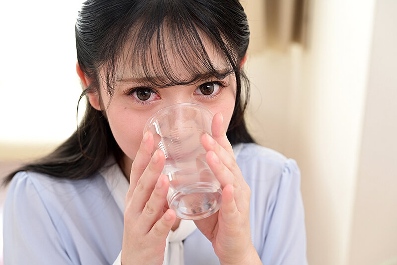 【VR】変態医師に媚薬を飲まされ言いなりスケベ検診 性欲モンスター化した美女に精液を搾取され尽くす 星宮もも 【8K】 pxvr00275