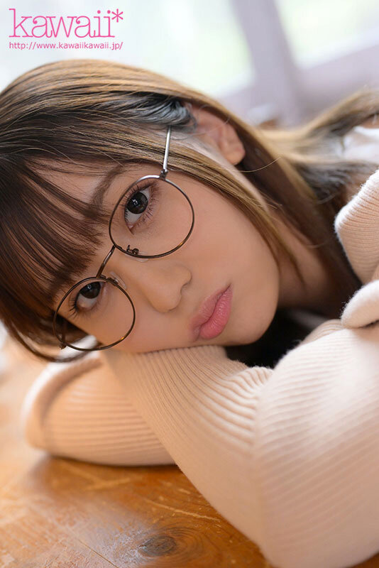 【VR】【kawaii*むちむち肉感VR】脱いだら凄かった…!!慎ましい文学少女の淫らで肉肉しい女体 オカズにされたい変態マゾと静謐な世界で不道徳に交じり狂う 卯佐美りん kavr00423