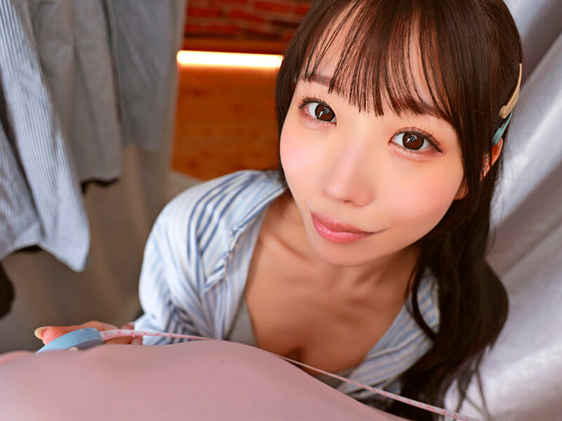 【VR】イ●スタの着替え動画で客を釣る美女店員の密着スポブラ接客にたまらず勃起チ○ポ見せたら向こうも発情こっそりフェラチオ試着室アヘ声押し殺しサイレント中出し 尾崎えりか ajvr00272
