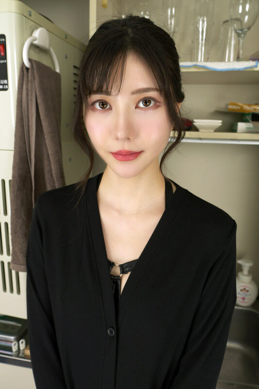 【VR】「ギリギリ着エロVR 露出狂の女」 艶麗 ド変態！極上美女が最高女体を大晒し！ 藍芽みずき h_1763hrav00006