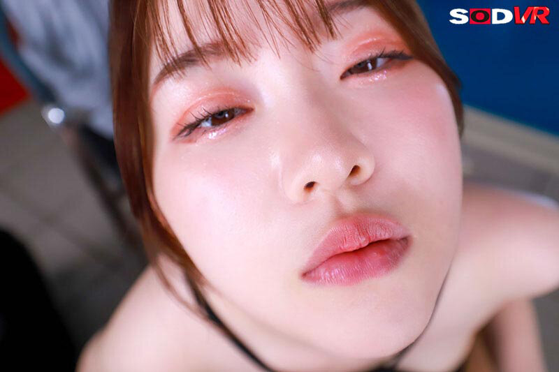 【VR】【8K】ナイトプール巨乳GAL×ビキニ水着マニアックス 彼女の友達のS級モデル豊満スタイルBODYで密着挑発逆NTR 丸最レア 13dsvr01810