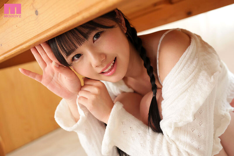 【VR】MOODYZが25年も待ち続けた原石 現役女子大生×Hcupおっぱい シンデレラGIRL 純白彩永 VR解禁 純白彩永 mdvr00365
