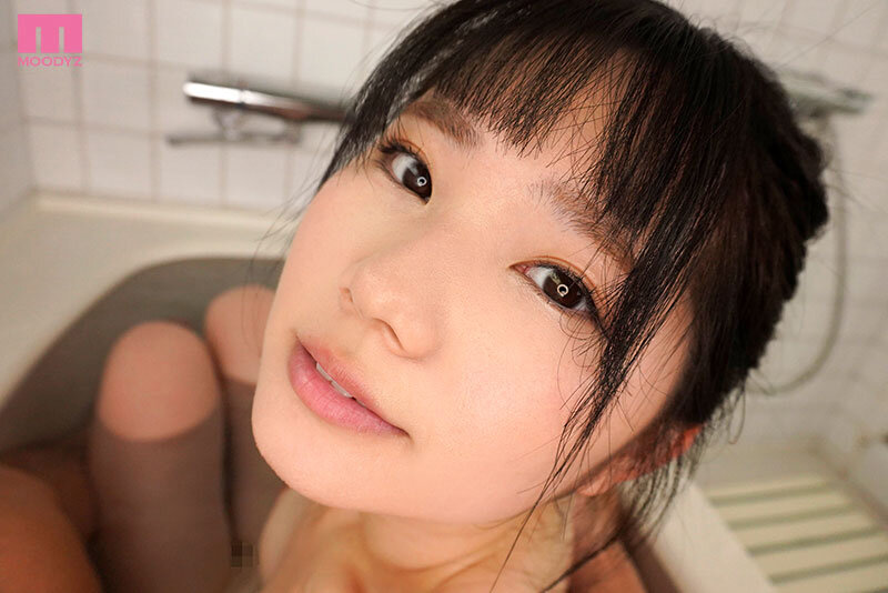 【VR】MOODYZが25年も待ち続けた原石 現役女子大生×Hcupおっぱい シンデレラGIRL 純白彩永 VR解禁 純白彩永 mdvr00365