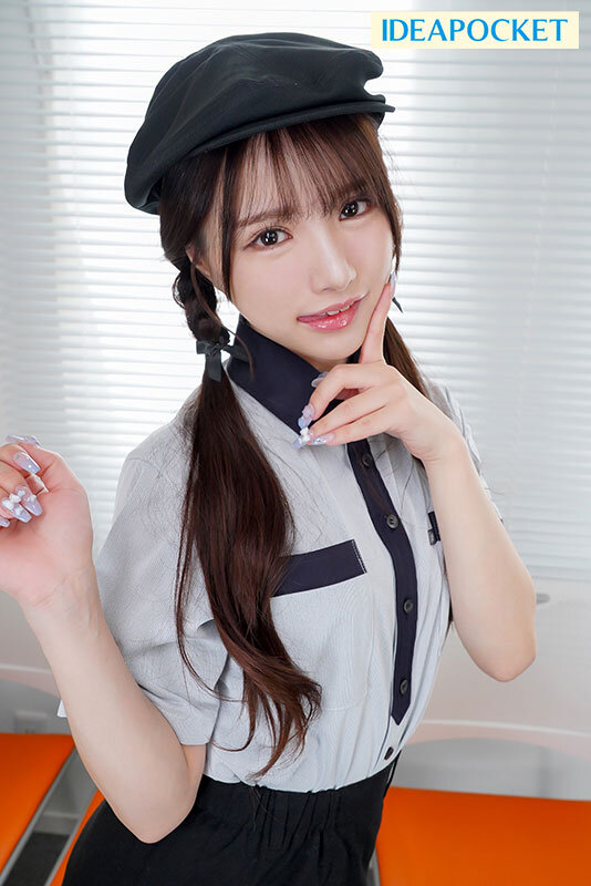 【VR】僕をにやにやパンチラで誘惑してくる顔面最強の小悪魔後輩バイトに掌の上で転がされたい… 【2SEX 8K VR】 佐々木さき ipvr00331