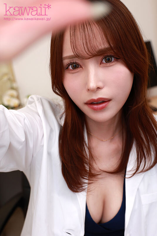 【VR】9つ歳の離れた保健室の伊藤先生は兄の同級生で当時ずっと片想い…見た目がそっくりなポクで止まっていた青春をRe:start 授業サボって何度も何度も不純性交を繰り返した… 伊藤舞雪 kavr00461