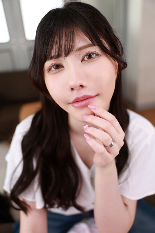 【VR】欲求不満な美人妻と体を重ねる昼下がり…旦那の居ぬ間にボクの家にやってきては舌をベロベロと絡みつかせ、濃密に求め合う唾液まみれのベロキス不倫。 藍芽みずき savr00821