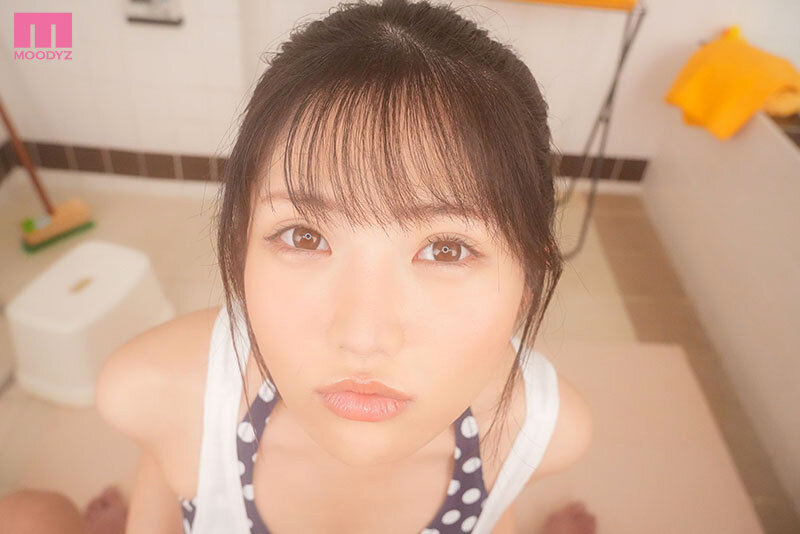 【VR】男湯に堂々と入ってきてチ〇ポチェックするちょっとドジっ娘な銭湯のロリかわ看板娘 気に入ったお客さん（僕 ）とこっそり中出しSEX！！ 夏色みか mdvr00379