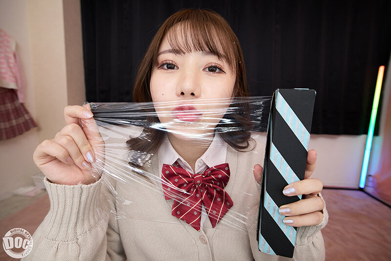 【VR】『ヒ◆ミ◆ツにするから裏オプしよ◆』制服リフレで教え子とまさかの遭遇！問題児ギャルJ系の口止め裏オプに生徒指導という立場でありながらどっぷり沼ってしまった僕。 流川莉央 h_1711devr00024