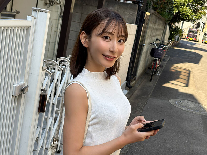 【VR】これぞ8K！顔面特化アングルVR ～エロいオンナの 喉奥でえげつないフェラ顔面特化～ 足立友梨 サンプル