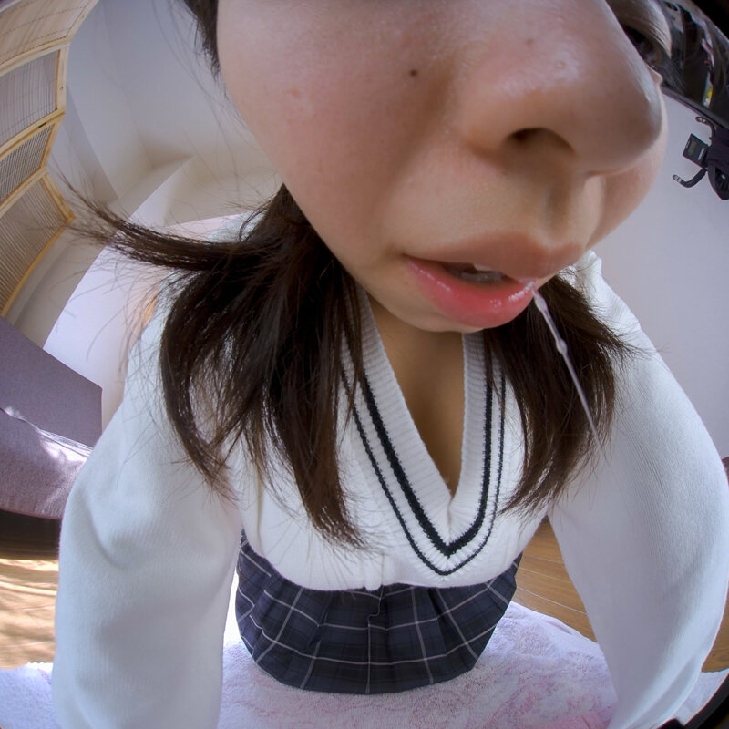 【VR】唾を飲まされ顔を舐められてぞわぞわしてみませんか サンプル