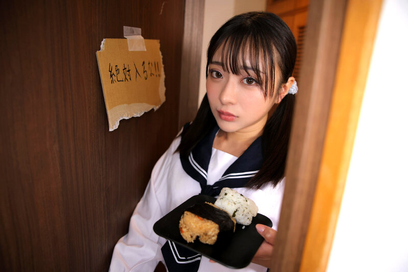 【VR】【8K】ゴミ部屋に住む引きこもり兄の性欲処理を×年間しています。和栗ゆゆ サンプル
