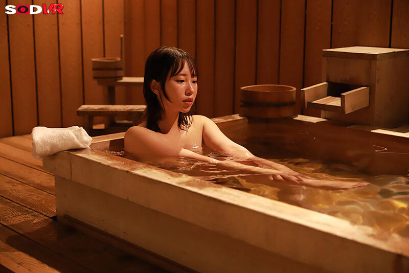 【VR】【8K】貸切温泉潜入、社員旅行中に朝勃ちレ×プ。数少ない後輩女性社員の濡れ髪と浴衣姿に…制限時間で大量膣奥射精 サンプル