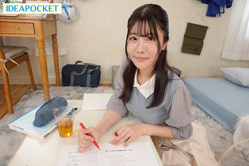 【VR】初体験は、突然に。服が汚れて唐突に脱いだ…オトナの、女性の、カラダ。圧倒的な美しさに時が止まった。奥ゆかしい家庭教師の美桜センセイに童貞を預けることにした。 坂井美桜 サンプル