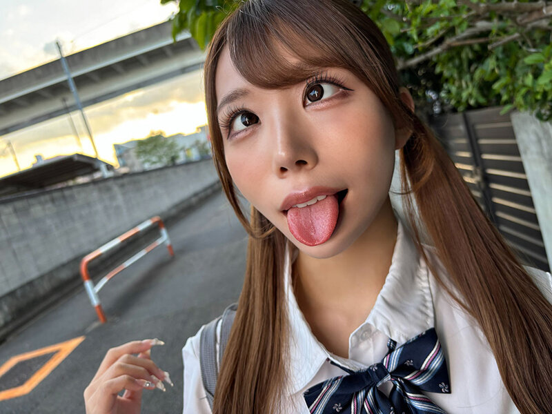 【VR】アヘ顔面特化！ クラスのアイドルがJ●裏バイト！？【顔面最強xアヘ顔】を連発！アヘ顔中出しSEX！！ 尾崎えりか サンプル