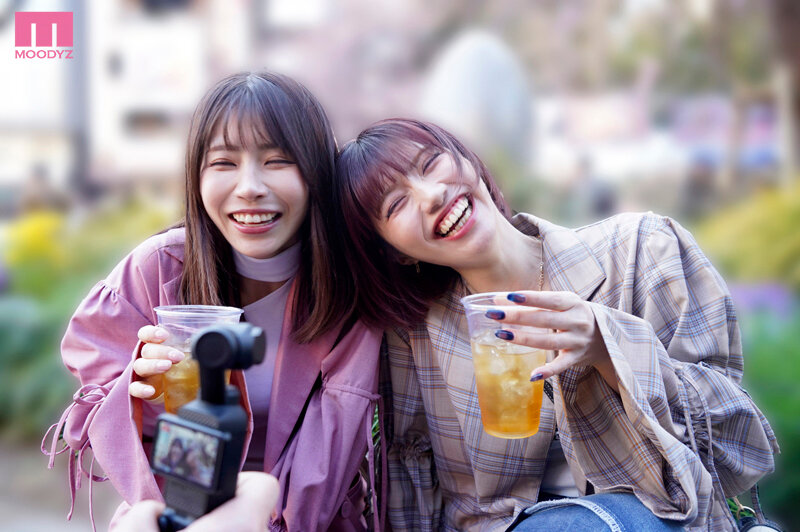 【VR】最強ガチ親友‘ぞのぶき’コンビのVlog撮影に同行したら…飲んで、はしゃいで、歌って、エロがって自由奔放 Happy Foxy Days！ 石原希望 葵いぶき サンプル